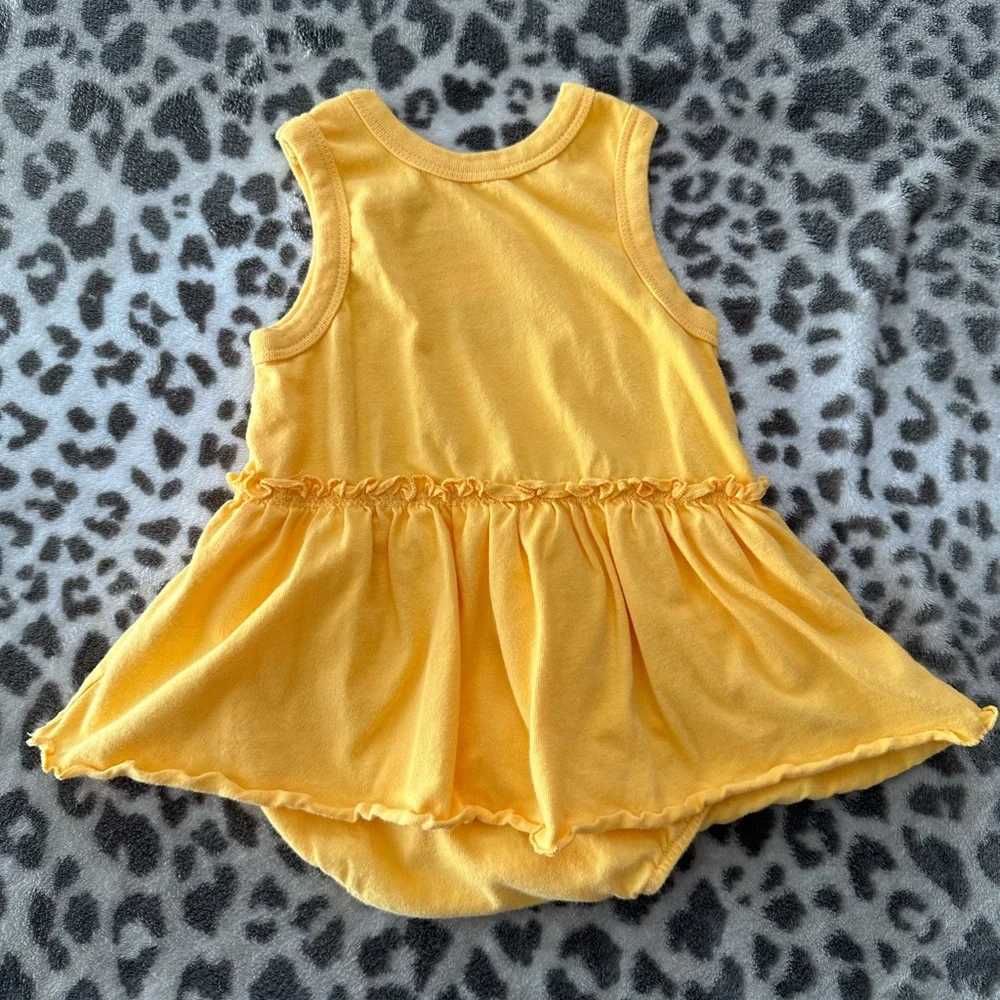 The Children’s Place Graphic Bodysuit Dress in Mango Orange Yellow Size 12 mos